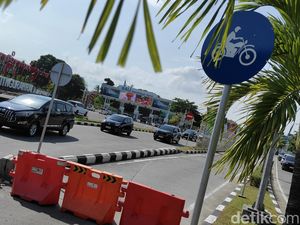 Atasi Kemacetan Saat Nataru, Polisi Rekayasa Lalu Lintas di Bandara Ngurah Rai Atasi Kemacetan Saat Nataru, Polisi Rekayasa Lalu Lintas di Bandara Ngurah Rai