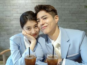 Park Bo Gum Jawab Rumor Cinlok dengan Bae Suzy di Film Wonderland Park Bo Gum Jawab Rumor Cinlok dengan Bae Suzy di Film Wonderland