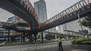 4 Spot Foto Halte TransJakarta Paling Estetik