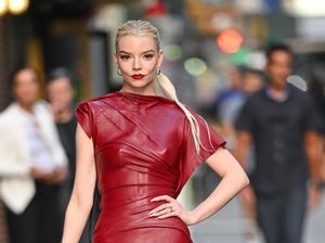Liburannya Anya Taylor Joy, Wanita Tercantik di Dunia Liburannya Anya Taylor Joy, Wanita Tercantik di Dunia