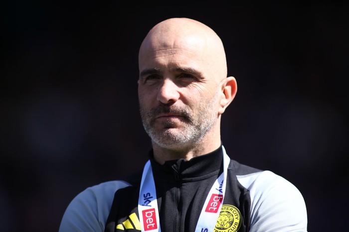 LEICESTER, ENGLAND - MAY 4:  Leicester City manager Enzo Maresca celebrates winning the Championship following the Sky Bet Championship match between Leicester City and Blackburn Rovers at The King Power Stadium on May 4, 2024 in Leicester, England.(Photo by Copa/Getty Images)