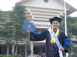 Ichsan Sabillah Lulus S3 UNY pada Usia 26 Tahun, Kantongi 14 Artikel Scopus