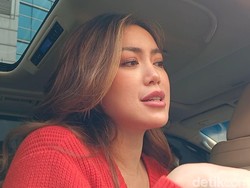 Vincent Verhaag Bingung Jessica Iskandar Jajan Risol Bawa Koper-Naik Pesawat