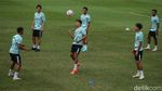 Latihan Perdana Timnas Jelang Lawan Tanzania