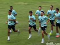 Latihan Perdana Timnas Jelang Lawan Tanzania