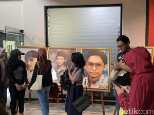 Mengenang 26 Tahun Peristiwa Reformasi di Museum Tragedi 12 Mei 1998 Mengenang 26 Tahun Peristiwa Reformasi di Museum Tragedi 12 Mei 1998