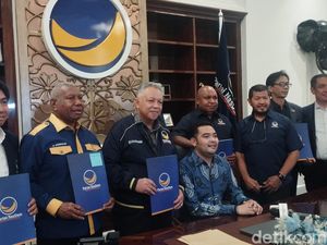 NasDem Serahkan Surat Rekomendasi ke 6 Kader Maju Pilkada 2024