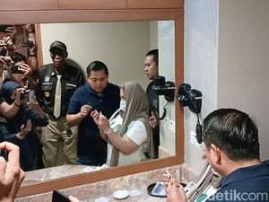 Polisi Ungkap Peran 3 Orang yang Diamankan Saat Gerebek Pabrik Sabu di Batam Polisi Ungkap Peran 3 Orang yang Diamankan Saat Gerebek Pabrik Sabu di Batam