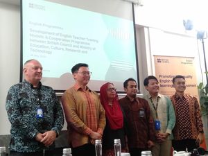 Kemdikbud & British Council Luncurkan Model Pelatihan Guru Bahasa Inggris di RI Kemdikbud & British Council Luncurkan Model Pelatihan Guru Bahasa Inggris di RI