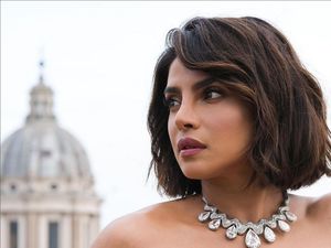 Curhat Priyanka Chopra Dibully: Pulang Sana dengan Gajahmu Curhat Priyanka Chopra Dibully: Pulang Sana dengan Gajahmu