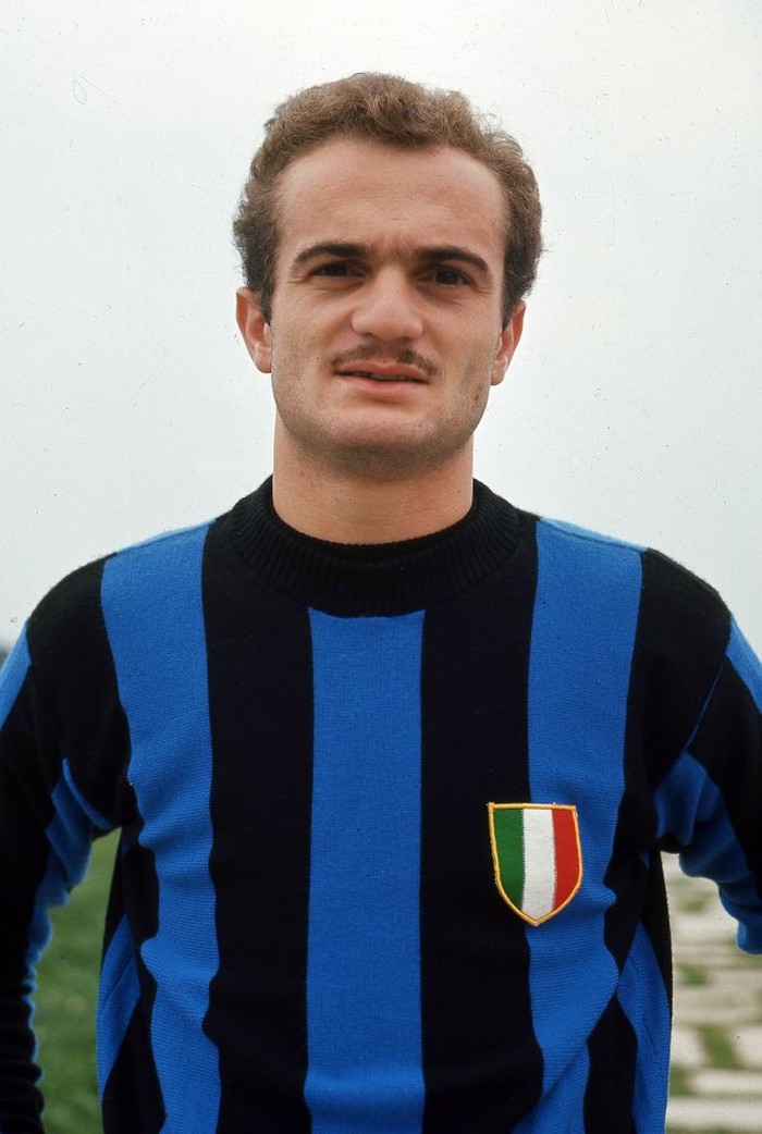 Sandro Mazzola, Legenda Inter Sandro Mazzola of FC Internazionale poses for photo during the Serie A 1965-66, Italy. (Photo by Alessandro Sabattini/Getty Images)