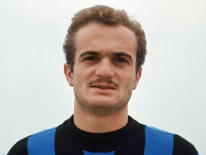 Sandro Mazzola of FC Internazionale poses for photo during the Serie A 1965-66, Italy. (Photo by Alessandro Sabattini/Getty Images)