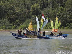 Cara Nelayan Trenggalek Syukuri Anugerah Hidup Lewat Labuh Laut Longkangan