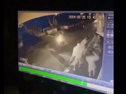 Viral Pria Dibacok Bertubi-tubi Segerombolan Orang di Magelang