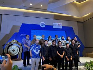 Demi Healing Makin Sehat, AQUA Bersih-bersih Labuan Bajo Demi Healing Makin Sehat, AQUA Bersih-bersih Labuan Bajo