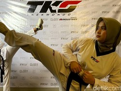 Keren! Mantan Atlet Asal Bandung Ciptakan Inovasi Seragam Taekwondo