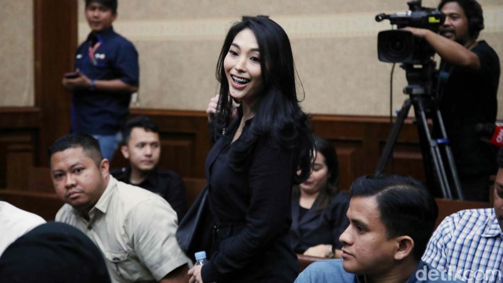 Ekspresi Biduan Nayunda saat Bersaksi di Sidang SYL Ekspresi Biduan Nayunda saat Bersaksi di Sidang SYL