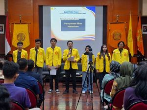 Himpunan Mahasiswa Politik UI Minta Akar Masalah UKT Dicabut! Himpunan Mahasiswa Politik UI Minta Akar Masalah UKT Dicabut!
