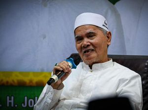 Berhaji Tanpa Visa Resmi, Apakah Ibadahnya Sah?