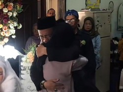 Viral Kisah Haru Anak Restui Bapaknya Menikah Lagi, Rela Menemani dari PDKT