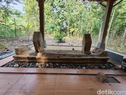 Cerita Mistis Warga soal Makam Ki Wonokesonggo, Gubuk Tetiba Roboh Masuk Sungai