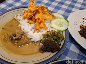 Nyamm! 5 Tempat Makan Underrated yang Enak di Kemang Nyamm! 5 Tempat Makan Underrated yang Enak di Kemang