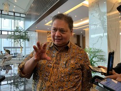 Dolar AS Tembus Rp 16.400, Airlangga: Kita Monitor Saja