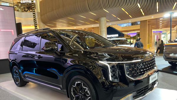 Sultan Merapat! Lihat Lebih Dekat MPV Premium New Kia Carnival