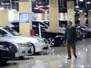 Tren Orang Indonesia Pilih Mobil Bekas: Beli yang Baru Nggak Cukup Duitnya Tren Orang Indonesia Pilih Mobil Bekas: Beli yang Baru Nggak Cukup Duitnya