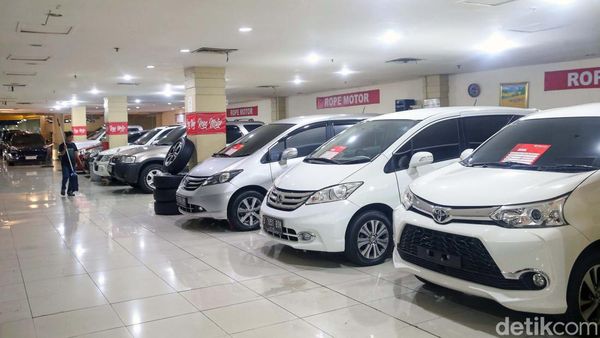 Pasar Mobil Bekas Masih Bergairah