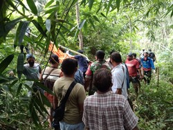 Sepekan Hilang, Nenek Padit Ditemukan Tewas Membusuk di Jurang