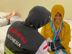 Jemaah Haji Tunanetra Sajeriyah: Tuhan Dengar Doa Saya