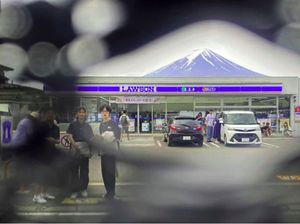 Tirai Penghalang Gunung Fuji Bolong, Jepang Mau Cari Layar Pengganti Tirai Penghalang Gunung Fuji Bolong, Jepang Mau Cari Layar Pengganti