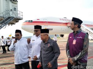 Lepas Calon Jemaah Haji Kloter 1 Aceh, Wapres Ingatkan Cuaca Panas di Makkah