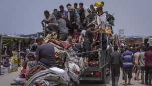 Warga Palestina Berbondong Melarikan Diri dari Rafah