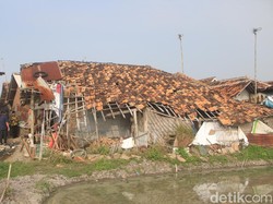 Ada Warga Tinggal di Rumah Mau Ambruk, Pj Kota Serang Fasilitasi Bantuan