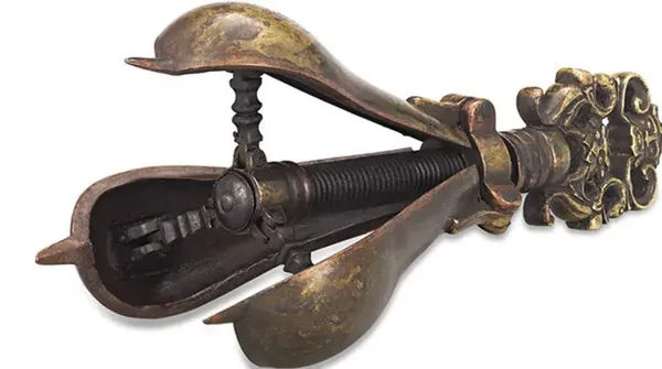 Alat Penyiksaan Mengerikan, Bukti Kejamnya Manusia Zaman Dulu