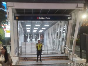 Imbas MRT Jakarta Tak Beroperasi, Masyarakat Pilih Transportasi Online Imbas MRT Jakarta Tak Beroperasi, Masyarakat Pilih Transportasi Online