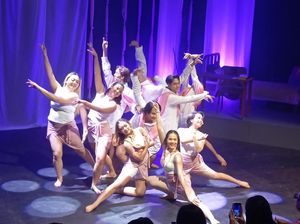 Jakarta Art House Persembahkan Pentas Seni Teater Alunan Hati Jakarta Art House Persembahkan Pentas Seni Teater Alunan Hati