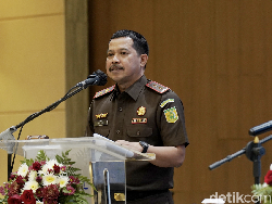 Kajati Sulsel Bicara Paradigma Alternatif dalam Penegakan Hukum di RI