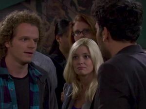 Aktor Jadi Pelaku Kekerasan Dalam Pacaran, Tusuk Leher Pacar MUA Hollywood