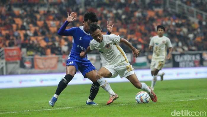 Persija Jumpa Selangor FC di Final Turnamen Mini Persija Jakarta mengalahkan PSIS Semarang 1-0 dalam turnamen mini. Macan Kemayoran selanjutnya ke final untuk melawan Selangor Malaysia.
