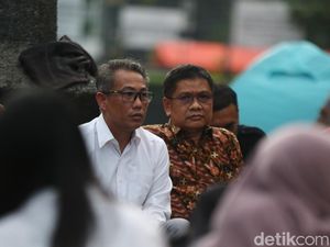 Maba UGM dengan Ortu Berpenghasilan UMR Jogja Dapat Subsidi UKT 100% Maba UGM dengan Ortu Berpenghasilan UMR Jogja Dapat Subsidi UKT 100%