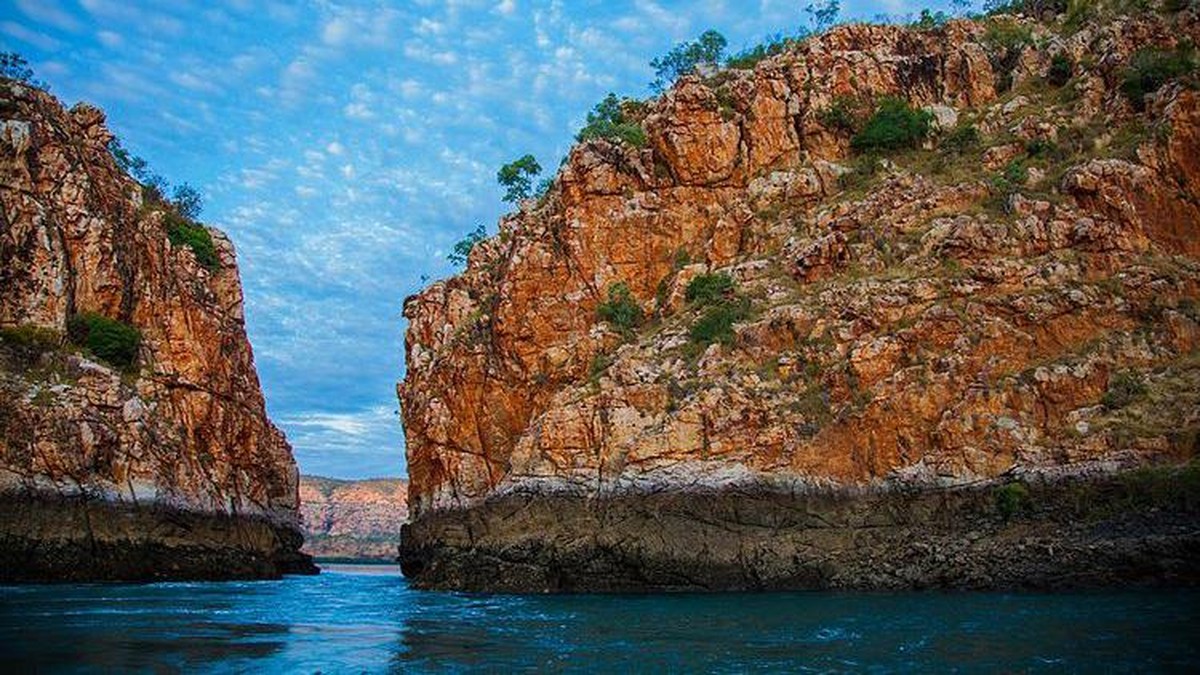Potret Air Terjun Horizontal di Australia yang Bakal Ditutup untuk Wisata