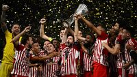 Potret Olympiakos Juara Conference League