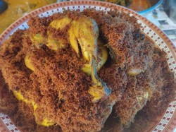 3 Resep Ayam Goreng Tradisional untuk Lauk Pelengkap Nasi Tumpeng