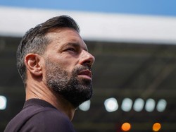 Ruud van Nistelrooy Kembali Mengabdi di MU