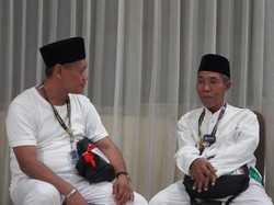 Kisah Jukir Jombang dan Celengan Kayu Pewujud Mimpi ke Tanah Suci