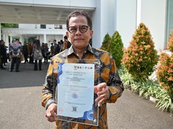 Setjen DPR Raih Digital Government Award dari Jokowi