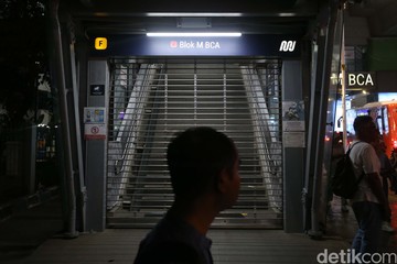 Suasana Stasiun Blok M, Usai MRT Lumpuh